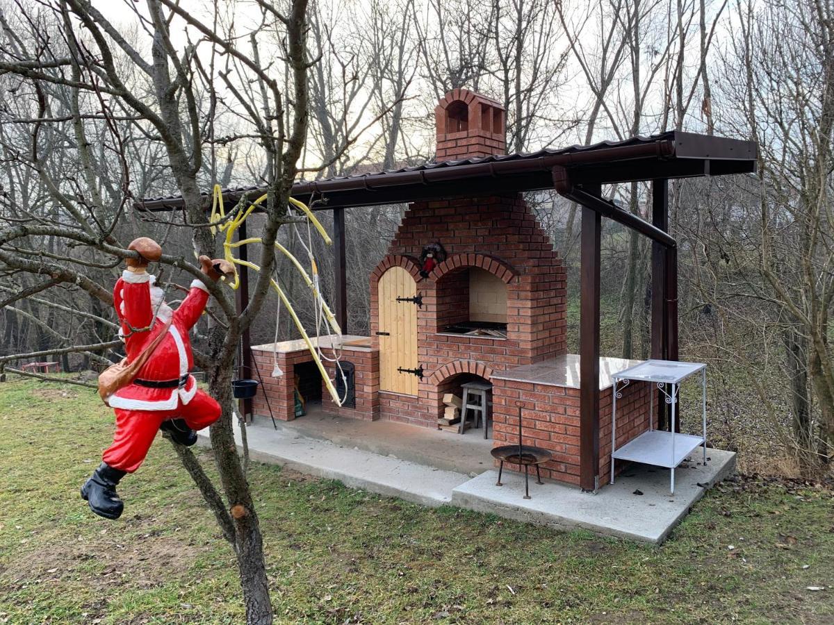 Casa Rurala Cu Livada Lavandra Campina Bagian luar foto